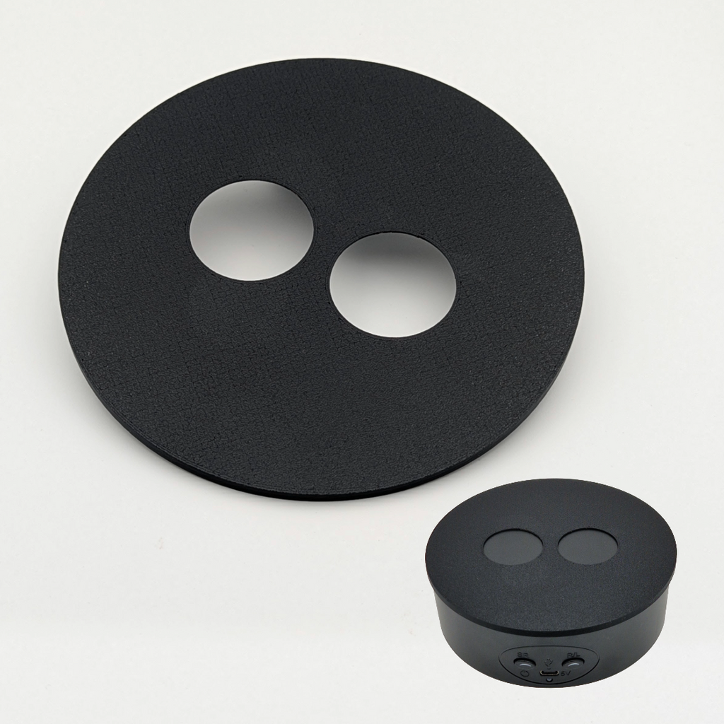 360Wizard with two 32mm slots for displaying miniatures on a rotating display stand.