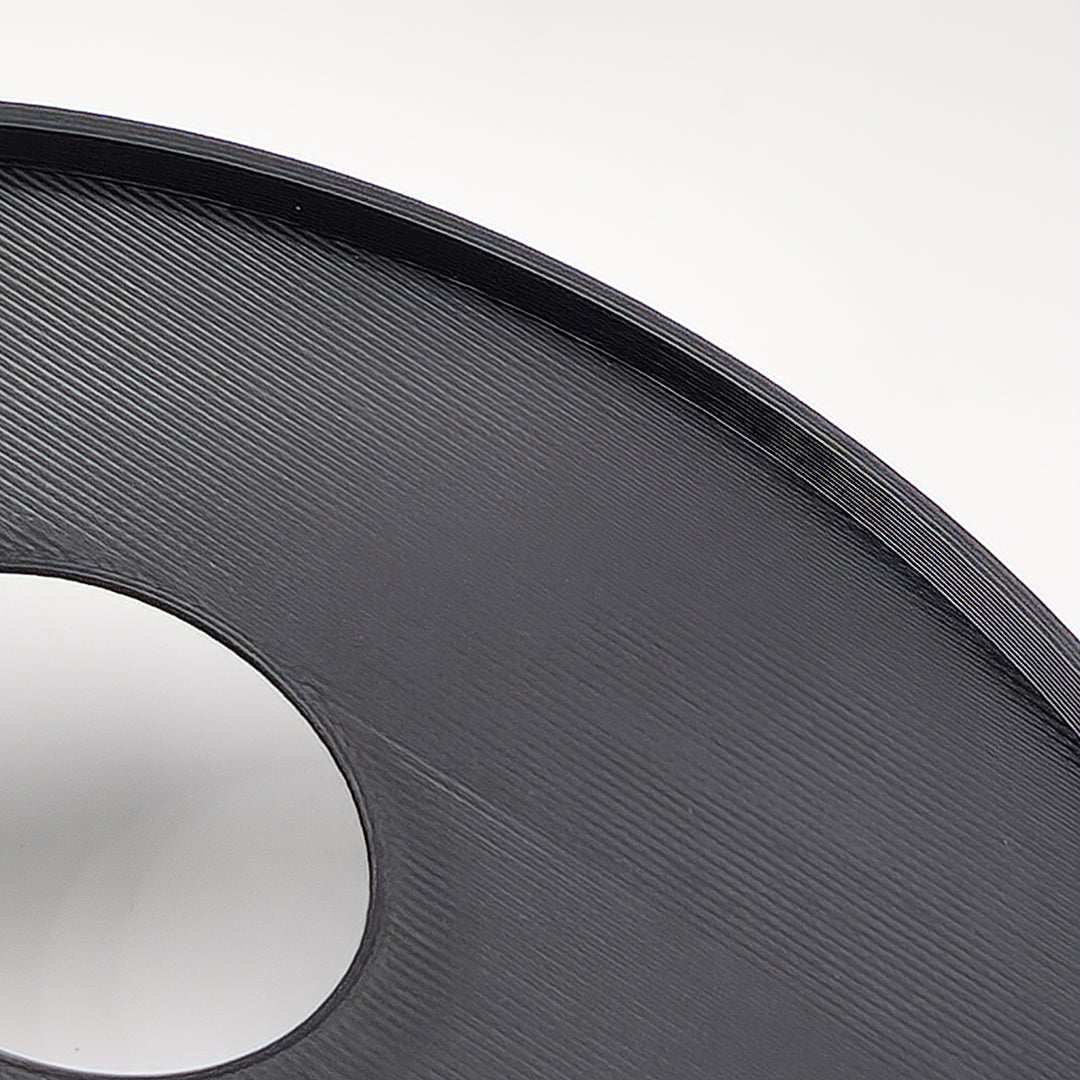 360Wizard spin deck showing a closeup of the lip that secures it to the turntable.