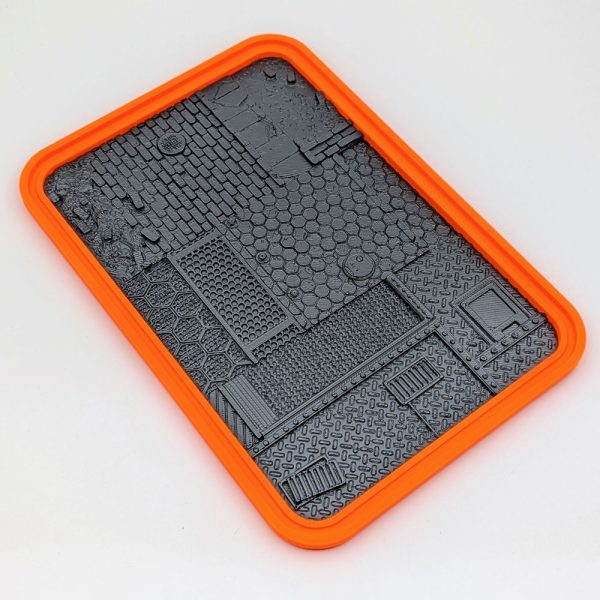 Anarky Creations Original Modern Dry Palette primed black.
